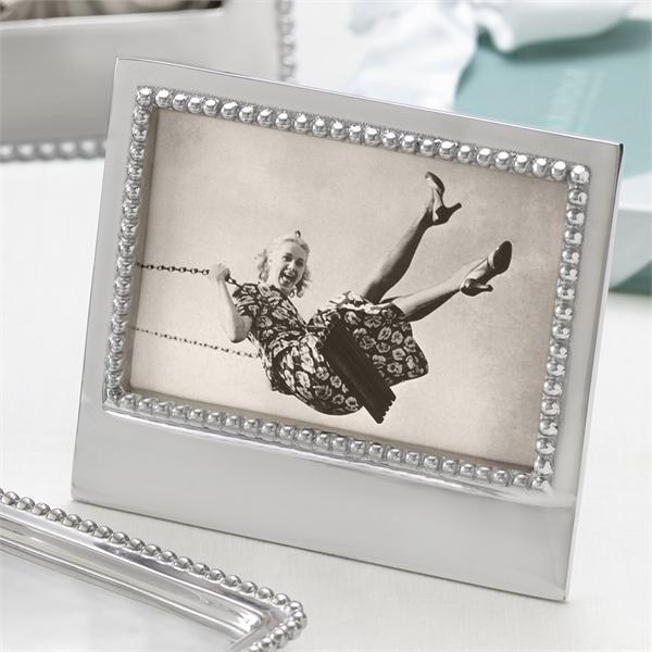 Load image into Gallery viewer, Mariposa LIVE. LAUGH. LOVE. Beaded 4x6 Frame
