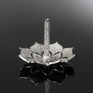 Olivia Riegel Silver Windsor Ring Holder