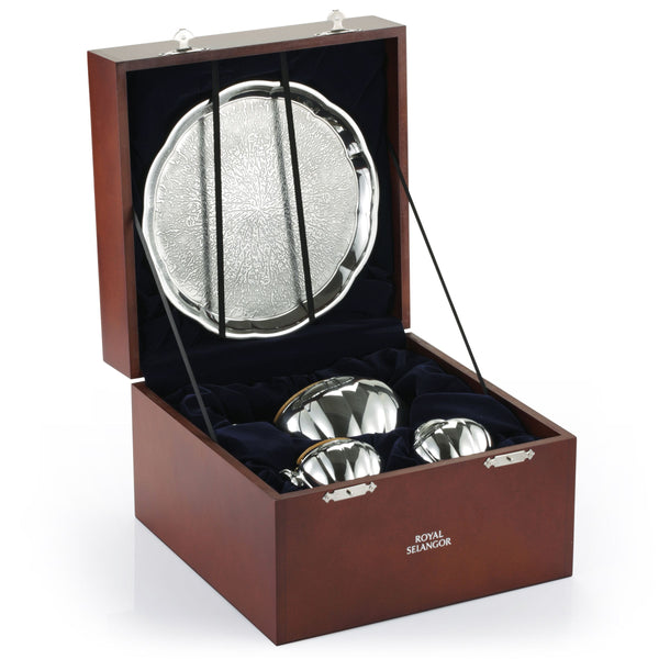 Load image into Gallery viewer, Royal Selangor Gift-boxed Melon Tea Set
