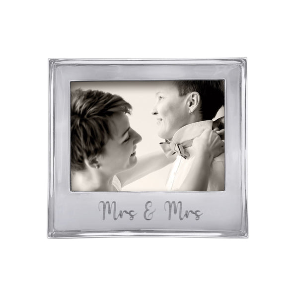 Load image into Gallery viewer, Mariposa MRS. &amp; MRS. Signature 5x7 Statement Frame
