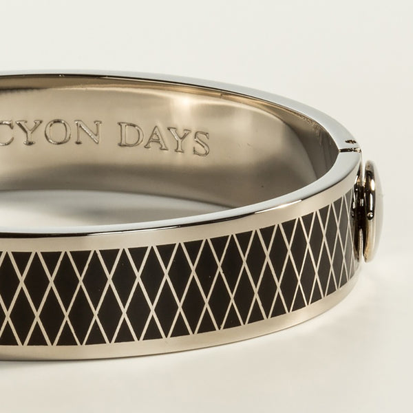 Load image into Gallery viewer, Halcyon Days &quot;Parterre Black &amp; Palladium&quot; Bangle
