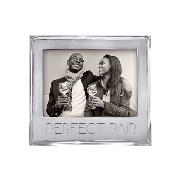 Load image into Gallery viewer, Mariposa PERFECT PAIR Signature 5x7 Statement Frame
