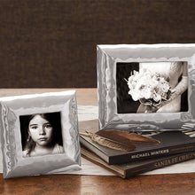 Load image into Gallery viewer, Mariposa Shimmer 4x4 Frame